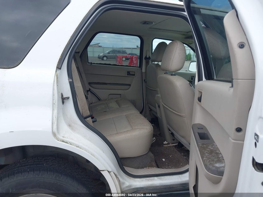 2008 FORD ESCAPE auction photo 8