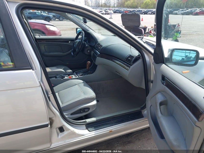 2002 BMW 325I VIN: WBAEV334X2KL66656 Lot: 44944682