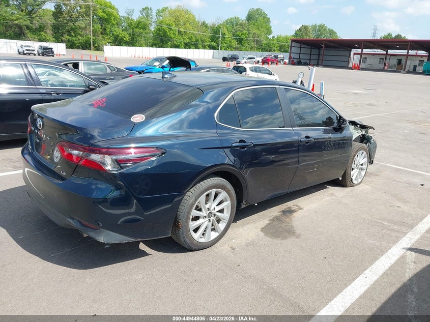 2021 Toyota Camry Le