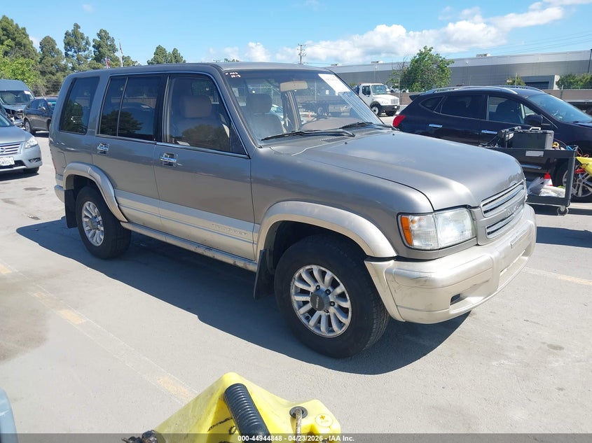 2001 ISUZU TROOPER auction photo 1