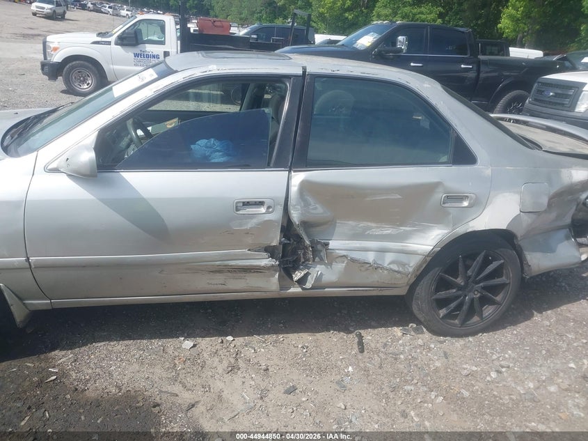 2000 TOYOTA CAMRY SEDAN 3.0L V-6 DOHC, 194HP