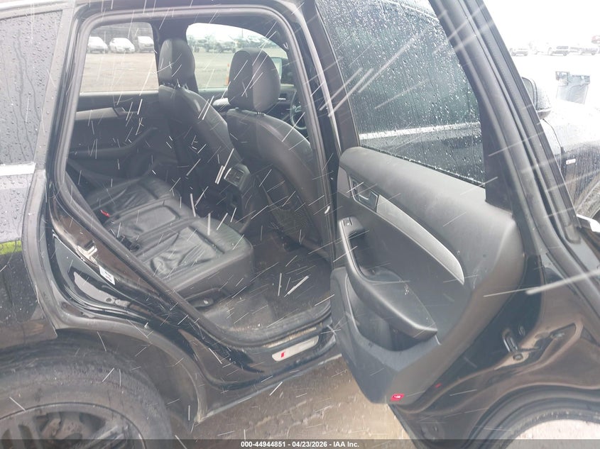 2010 AUDI Q5 auction photo 8
