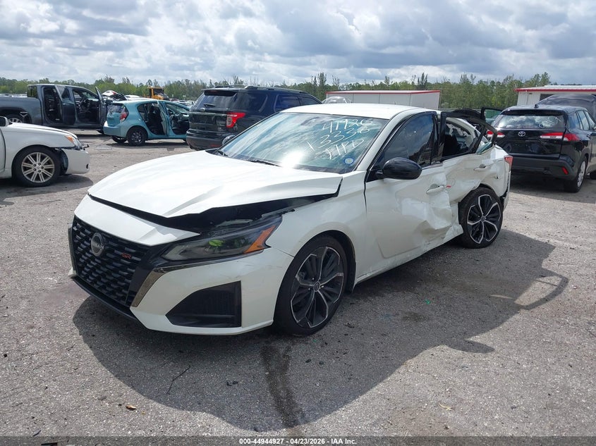 2023 Nissan Altima Sr Fwd 1N4BL4CV0PN353338 photo 1