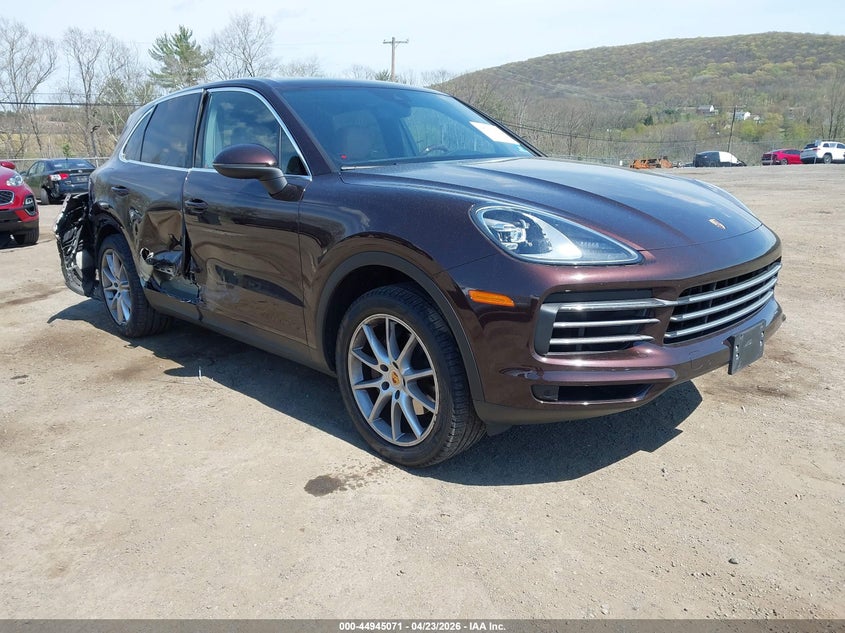 2019 PORSCHE CAYENNE