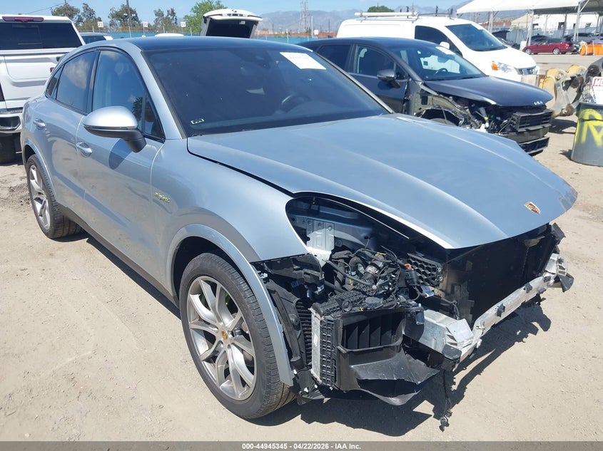 2022 Porsche Cayenne E-Hybrid Coupe Platinum Edition