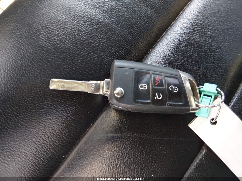 2015 Volkswagen Golf Gti 2.0T Autobahn 4-Door VIN: 3VW4T7AU8FM042907 Lot: 44945355