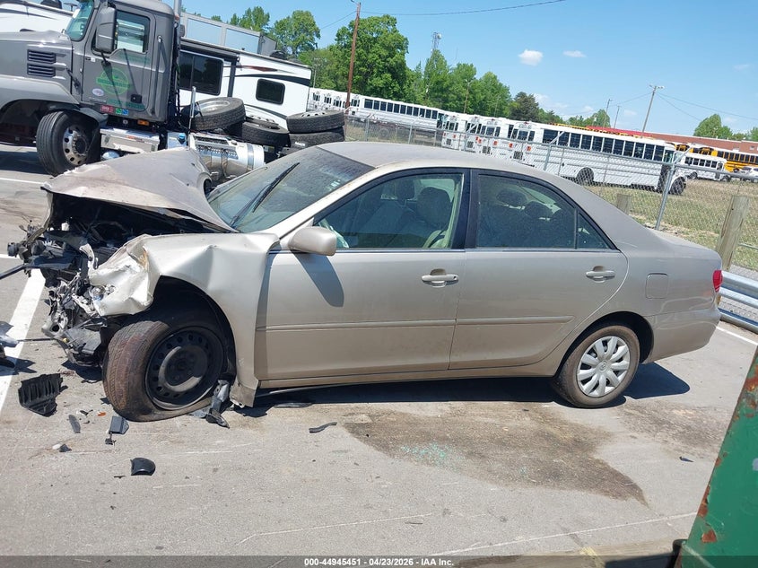 2005 Toyota Camry Le VIN: 4T1BE32K75U033244 Lot: 44945451