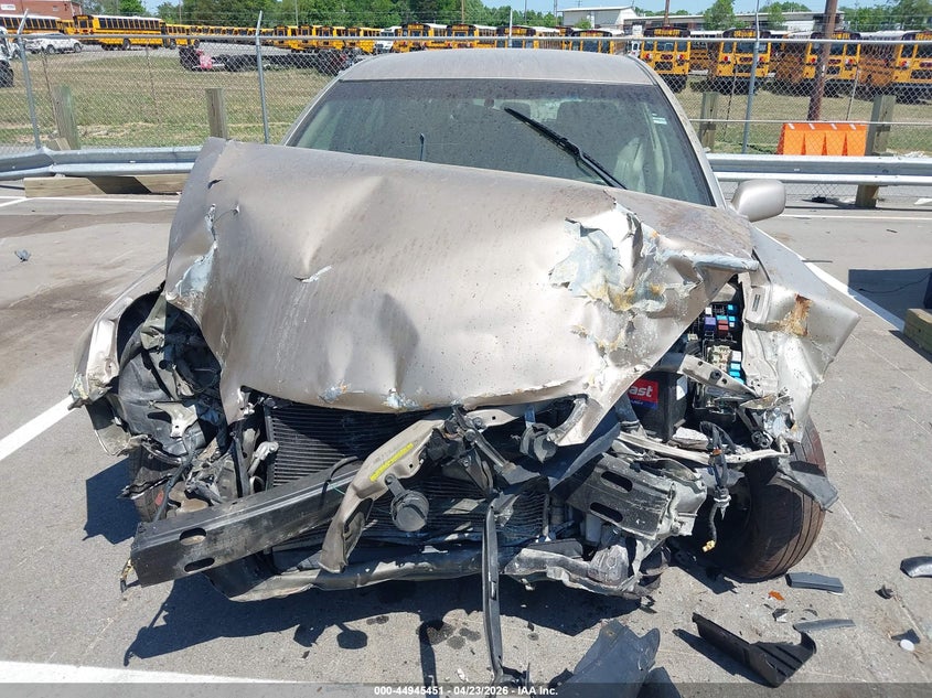 2005 Toyota Camry Le VIN: 4T1BE32K75U033244 Lot: 44945451