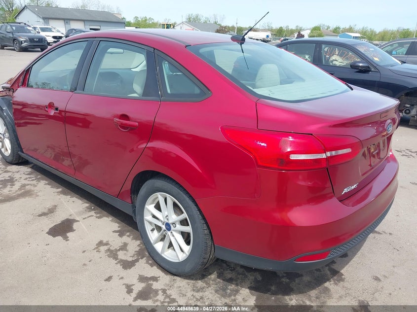 VIN 1FADP3F23HL295019 2017 FORD FOCUS SE