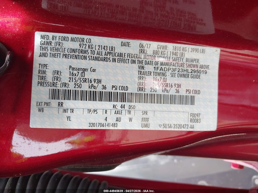 VIN 1FADP3F23HL295019 2017 FORD FOCUS SE