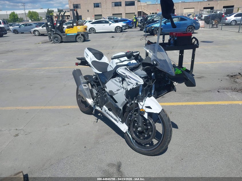 2023 Kawasaki Ex400