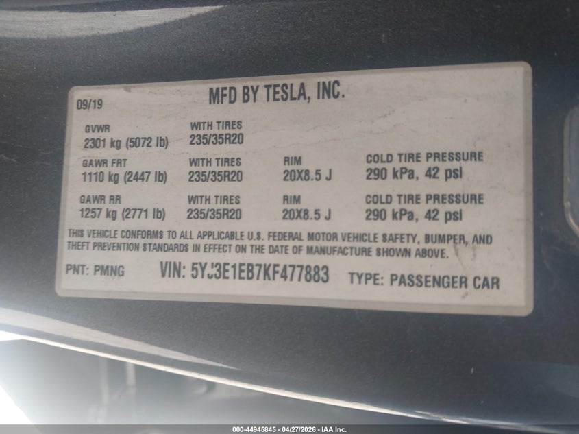 TESLA MODEL 3 - zdjęcie 9