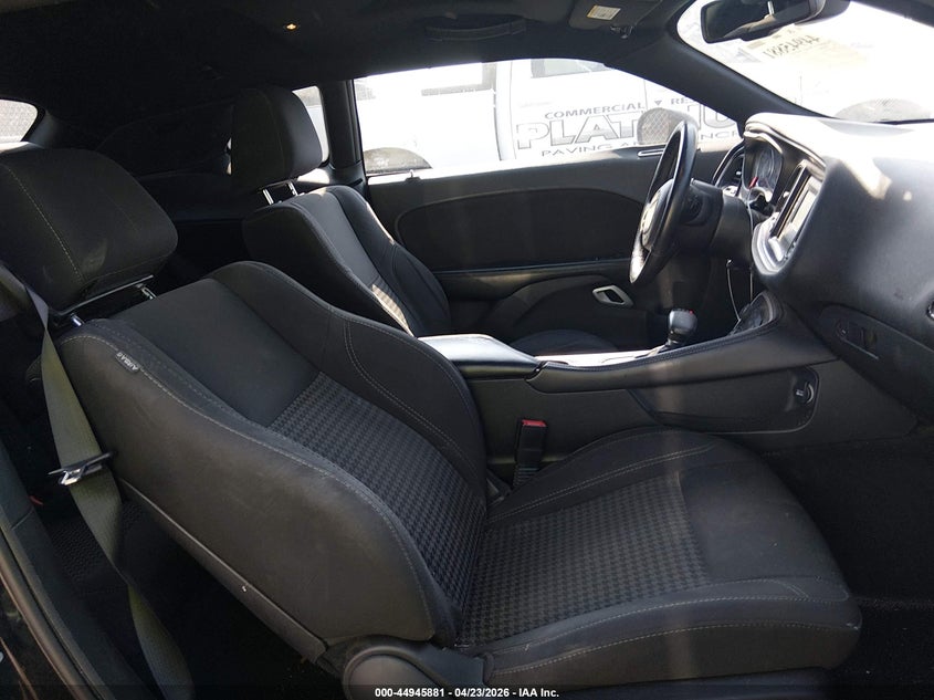 2015 DODGE CHALLENGER COUPE 3.6L V-6 DOHC, VVT, 305HP