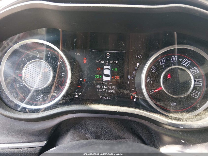 2015 DODGE CHALLENGER COUPE 3.6L V-6 DOHC, VVT, 305HP