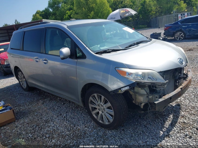 2012 Toyota Sienna Limited 7 Passenger