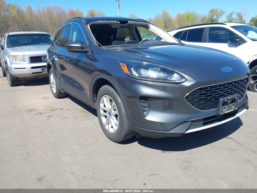 FORD ESCAPE SE 2020