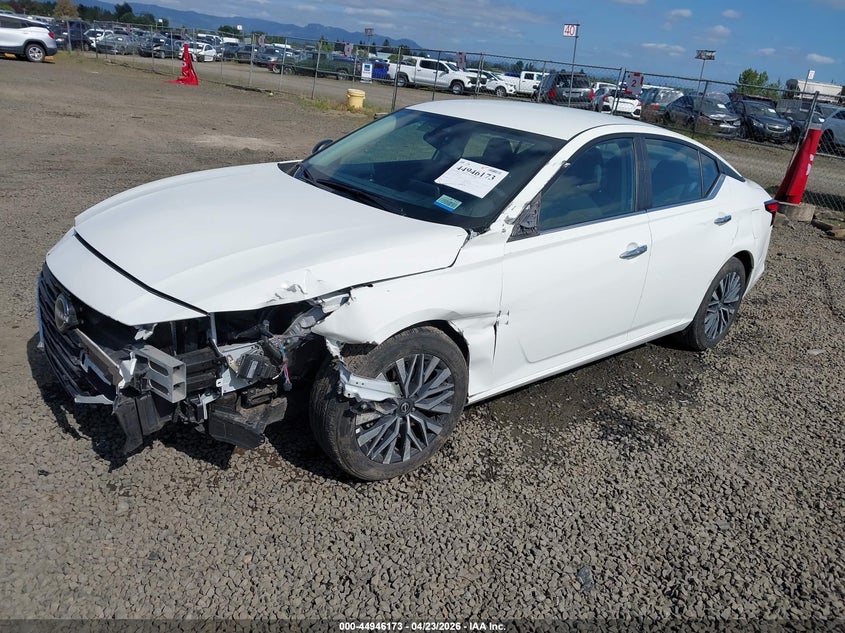 2025 Nissan Altima Sv Fwd