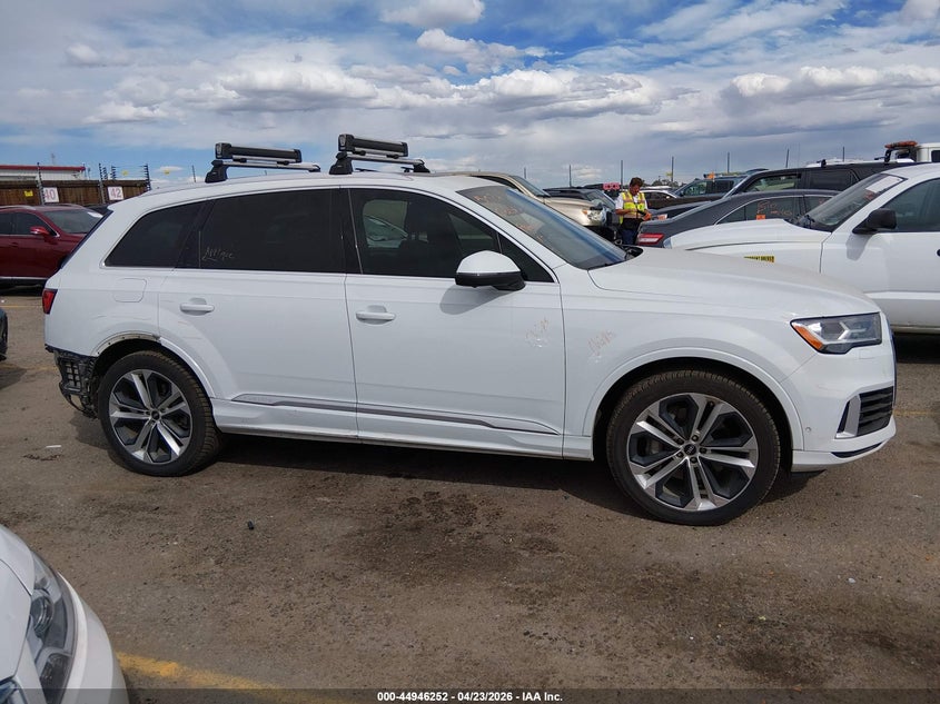 2021 Audi Q7 Premium Plus 55 Tfsi Quattro Tiptronic VIN: WA1LXAF7XMD026486 Lot: 44946252