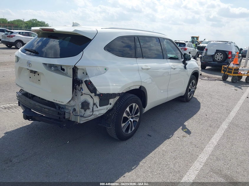 VIN 5TDHZRBHXLS503830 2020 TOYOTA HIGHLANDER XLE