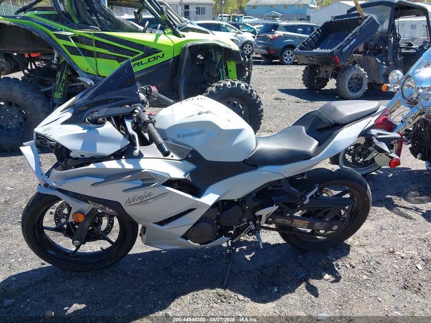 2025 Kawasaki Ex500 VIN: ML5EXGG16SDA70393 Lot: 44946300