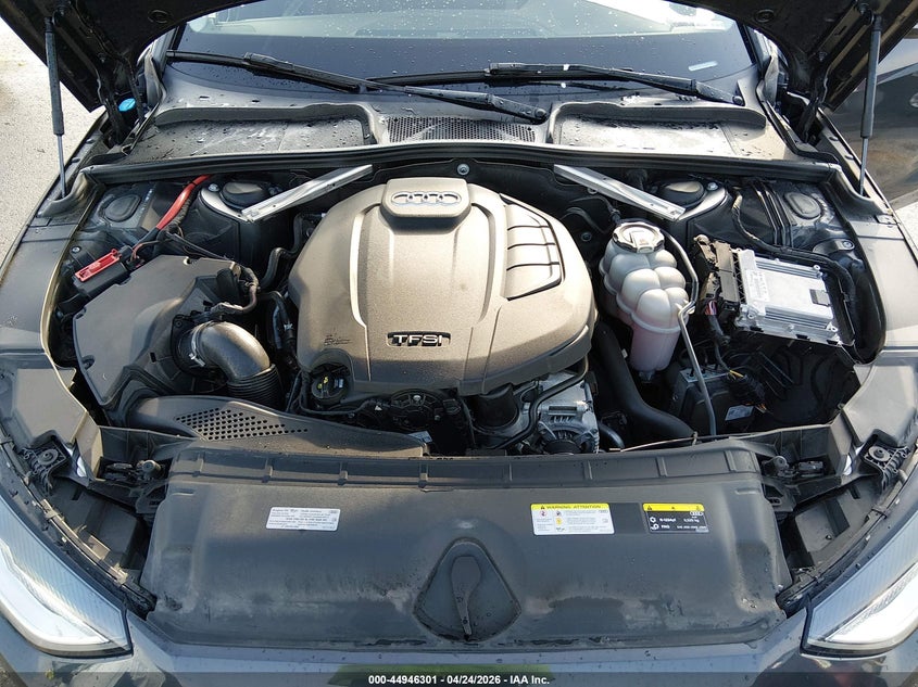 2020 Audi A4 Premium 40 Tfsi Front-Wheel Drive S Tronic VIN: WAUGMAF43LN005359 Lot: 44946301