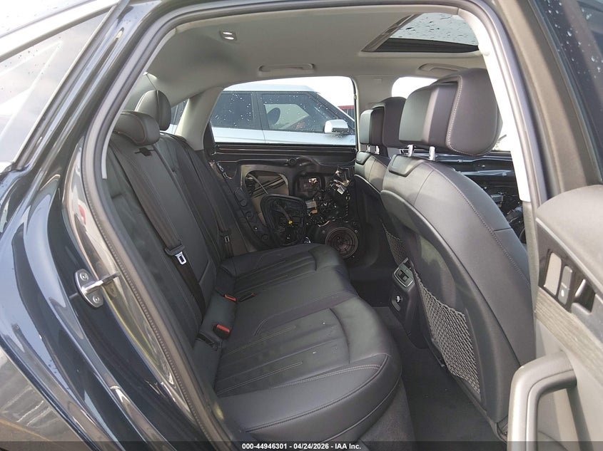 2020 Audi A4 Premium 40 Tfsi Front-Wheel Drive S Tronic VIN: WAUGMAF43LN005359 Lot: 44946301