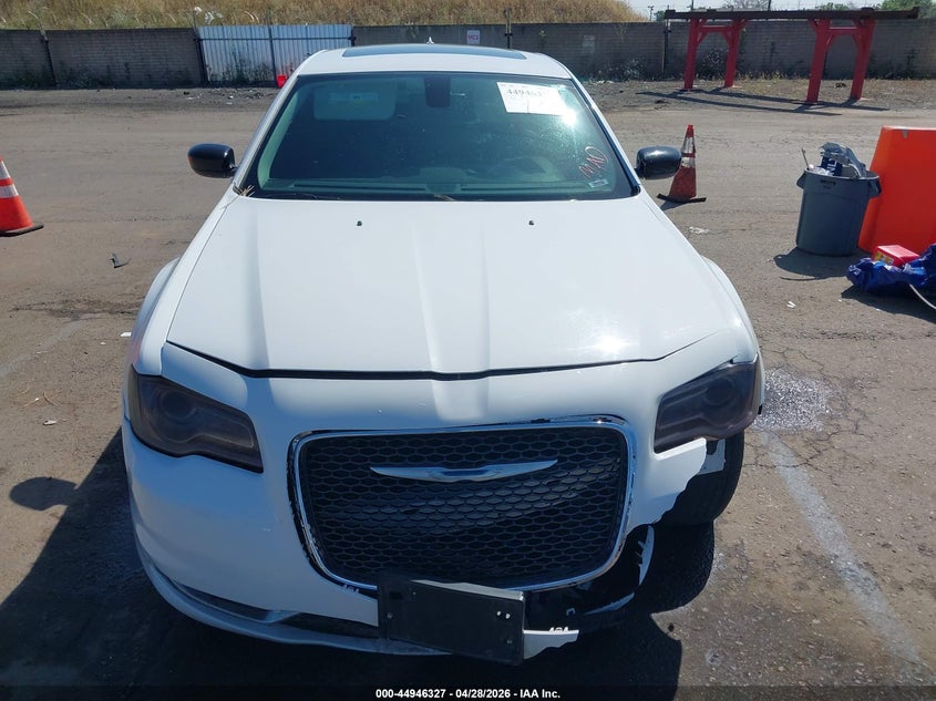 2016 Chrysler 300C Awd VIN: 2C3CCAKG5GH192319 Lot: 44946327