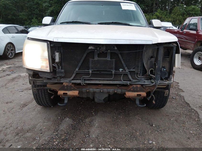 2003 Cadillac Escalade Standard VIN: 1GYEK63N13R319055 Lot: 44946391