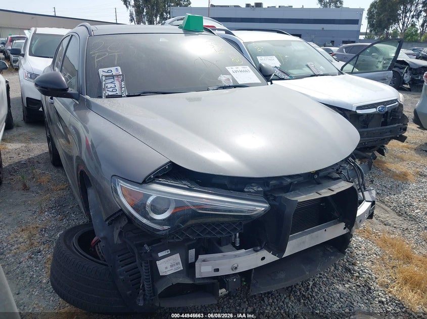 Vin: zaspakbn2p7d55230, lot: 45444059, alfa romeo stelvio veloce awd 2023 img_1