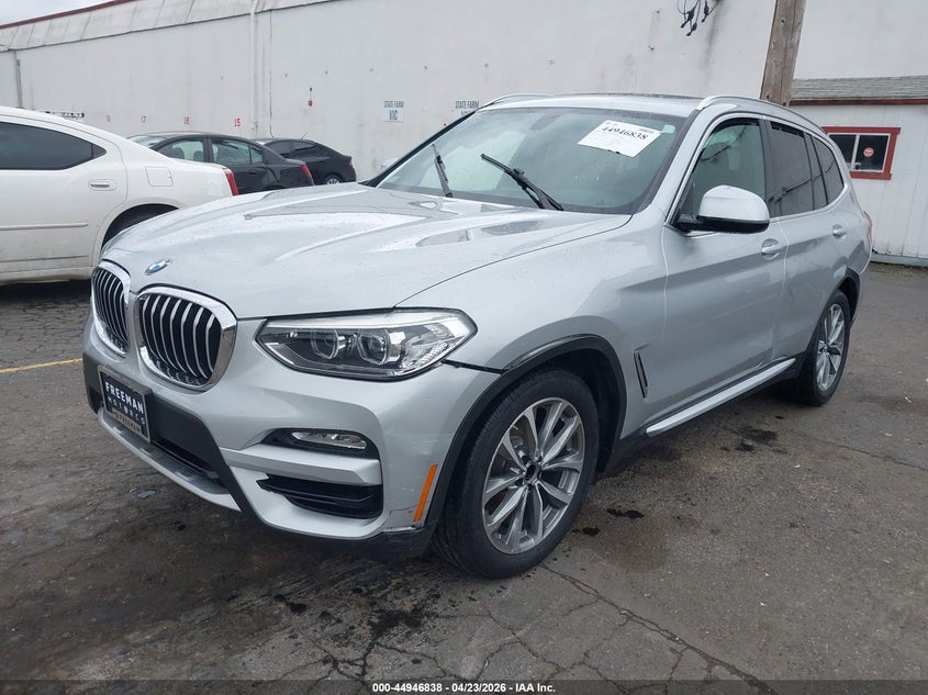 2018 BMW X3 auction photo 2