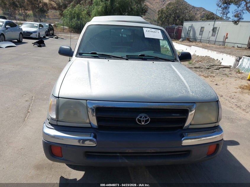 2000 Toyota Tacoma VIN: 5TENL42N0YZ713733 Lot: 44946873