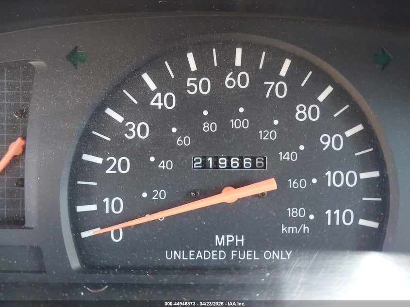 2000 Toyota Tacoma VIN: 5TENL42N0YZ713733 Lot: 44946873