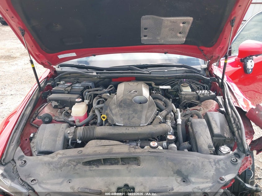 LEXUS IS 200T - zdjęcie 10
