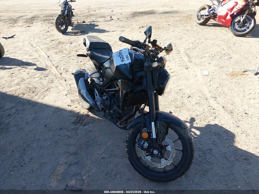 MLHNC5555R5400258 2024 Honda Cbf300 Na photo 1