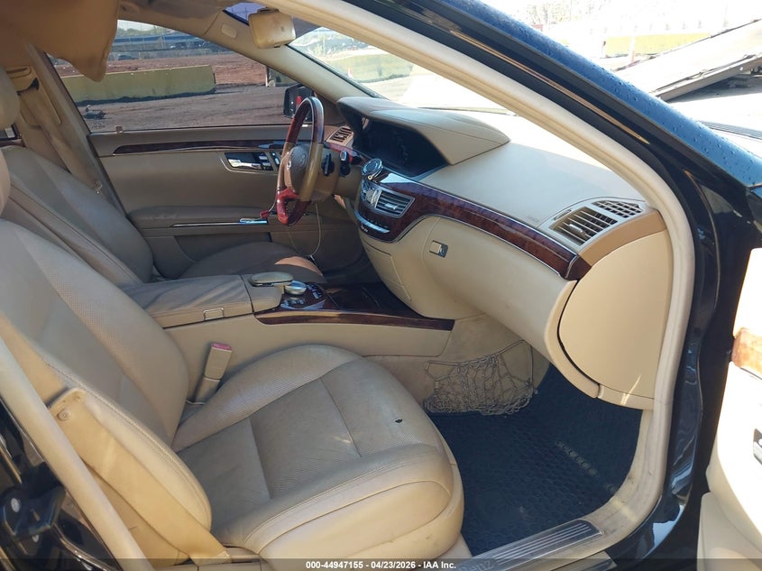 2011 Mercedes-Benz S 550 4Matic
