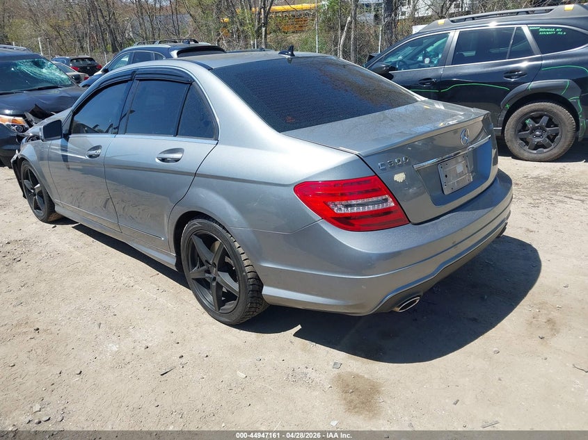 2013 MERCEDES-BENZ C 300 auction photo 3