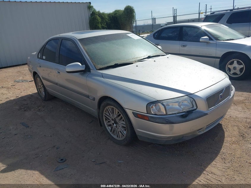 2001 VOLVO S80 T6