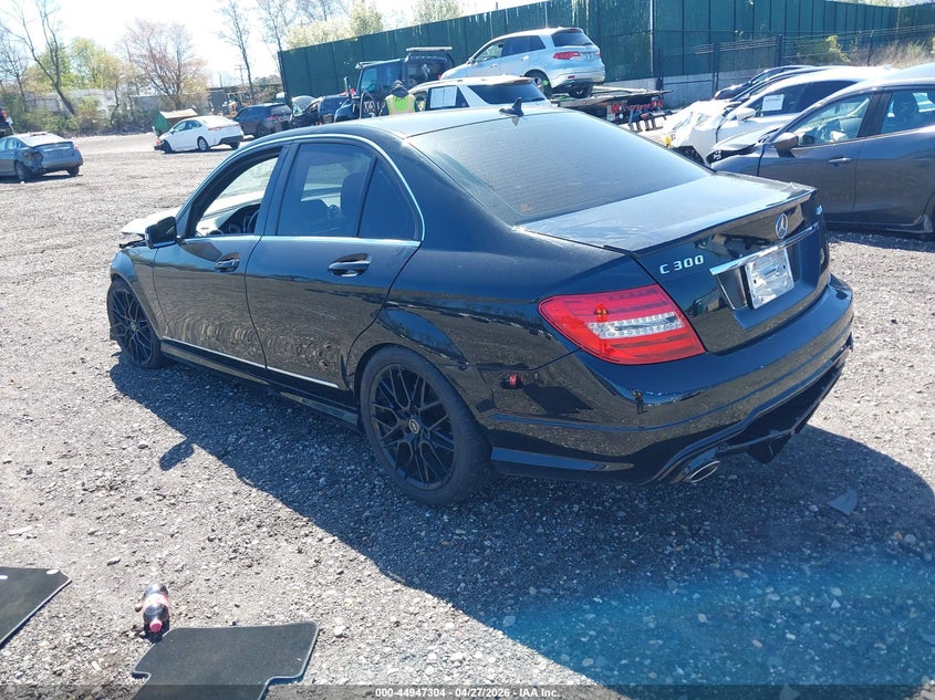 2013 Mercedes-Benz C 300 Luxury 4Matic/Sport 4Matic