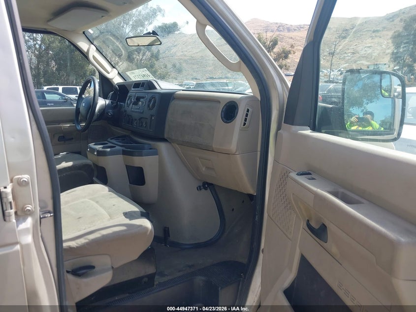 2011 Ford E-350 Super Duty Xlt