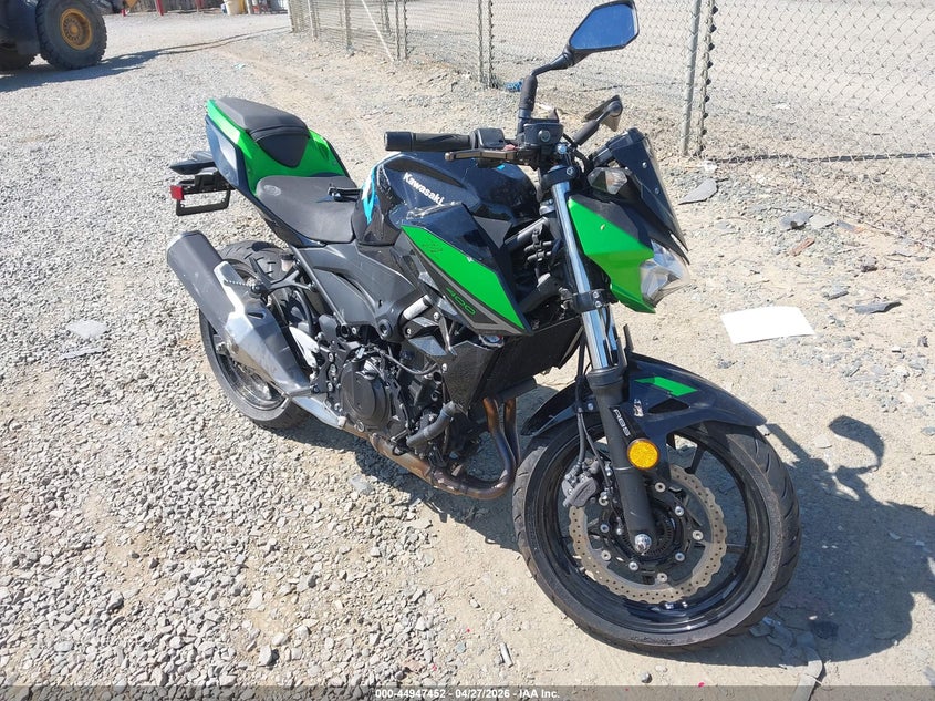 2022 Kawasaki Er400 D