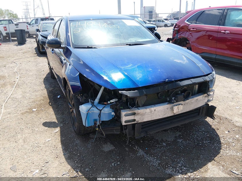VIN 1N4BL4CW4LC230253 2020 NISSAN ALTIMA SR INTELLIGENT AWD