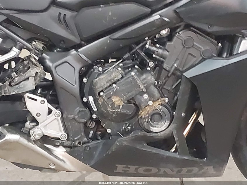 2026 Honda Cbr650 R VIN: MLHRH1554T5200636 Lot: 44947631