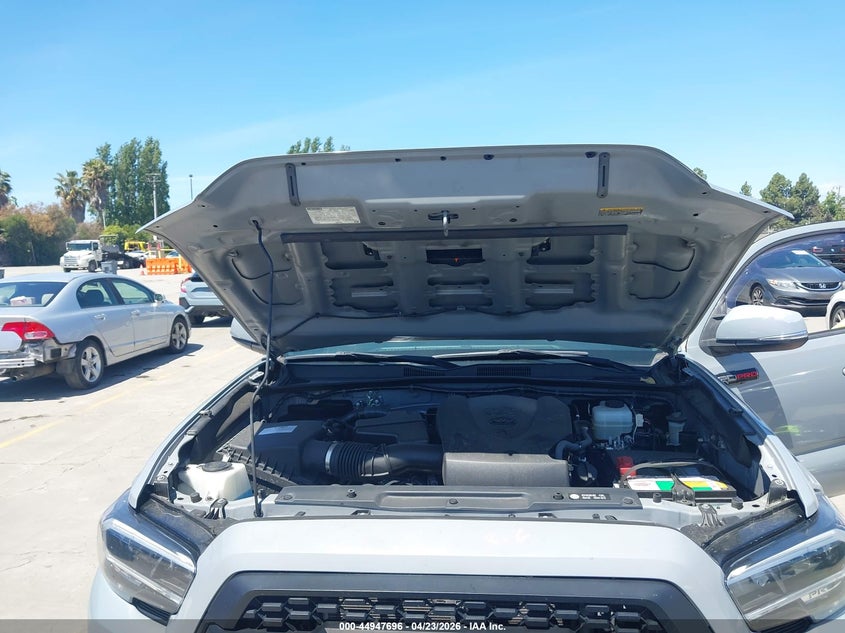 2017 Toyota Tacoma Trd Pro VIN: 5TFCZ5AN7HX051895 Lot: 44947696