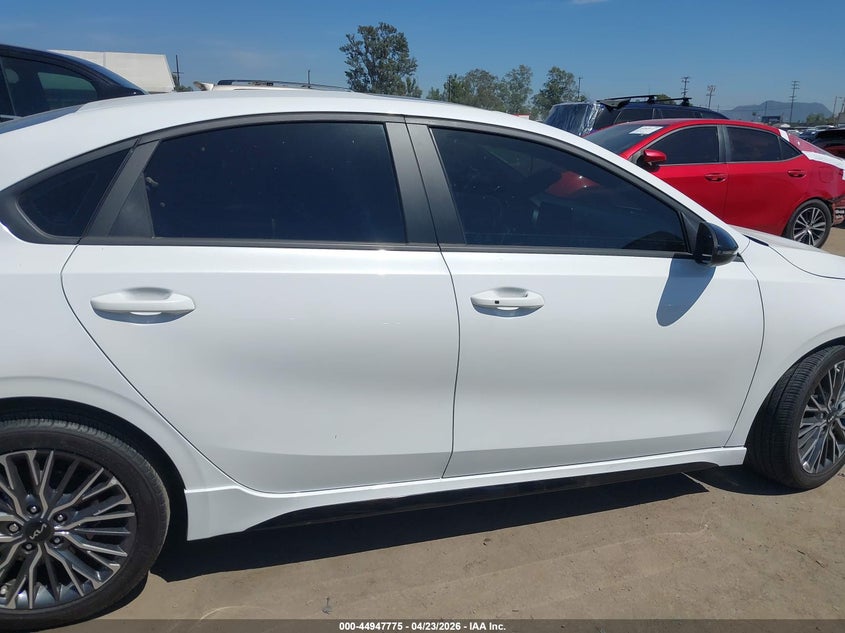 2024 KIA FORTE GT-LINE — Фото 13
