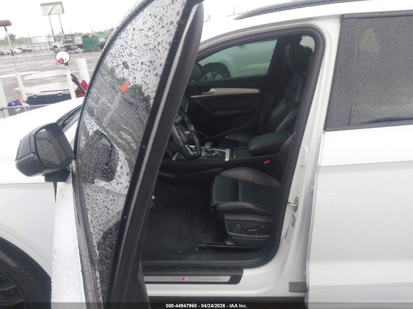 2019 Audi Sq5 3.0T Premium VIN: WA1B4AFY6K2096170 Lot: 44947968