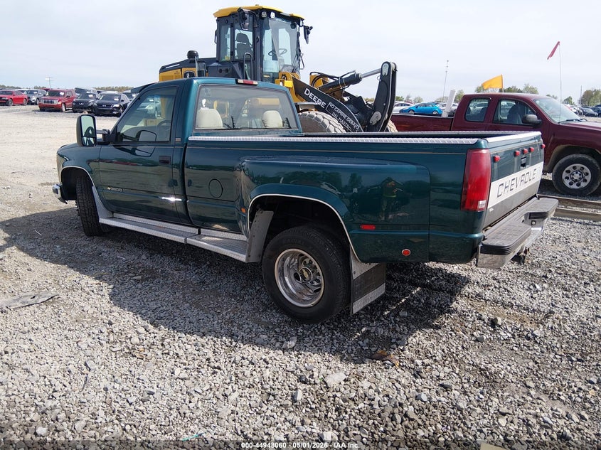 1995 CHEVROLET GMT-400 auction photo 3