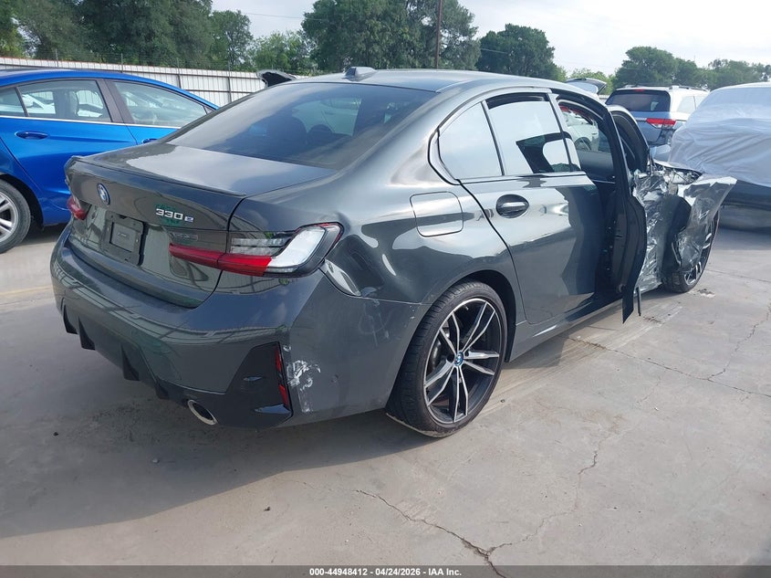 2023 BMW 330E auction photo 4