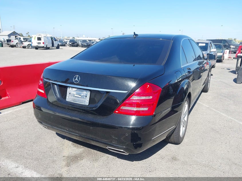 2010 Mercedes-Benz S 550