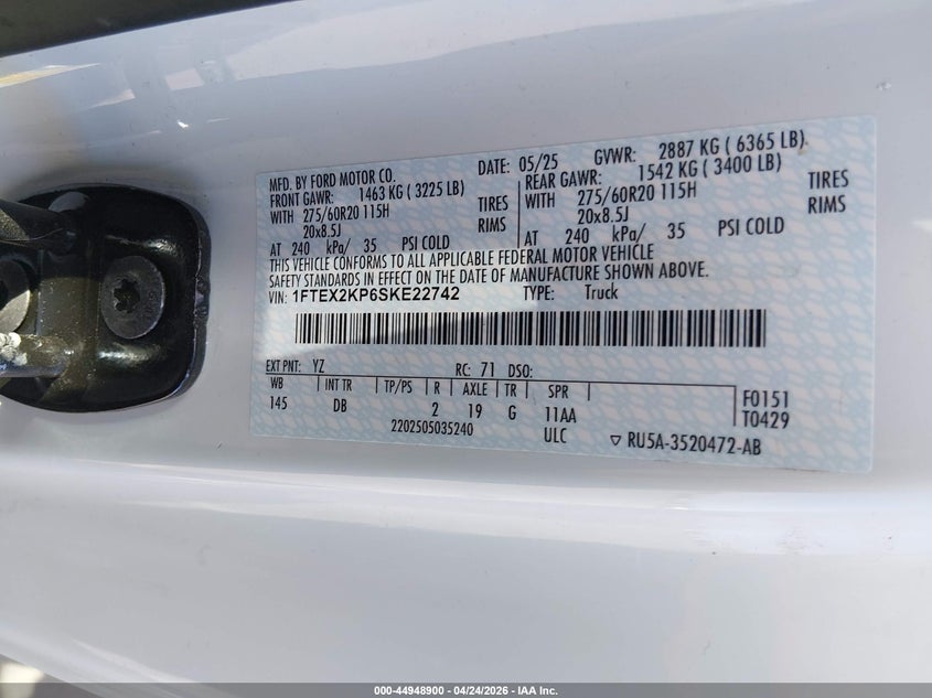 VIN 1FTEX2KP6SKE22742 2025 FORD F-150 STX