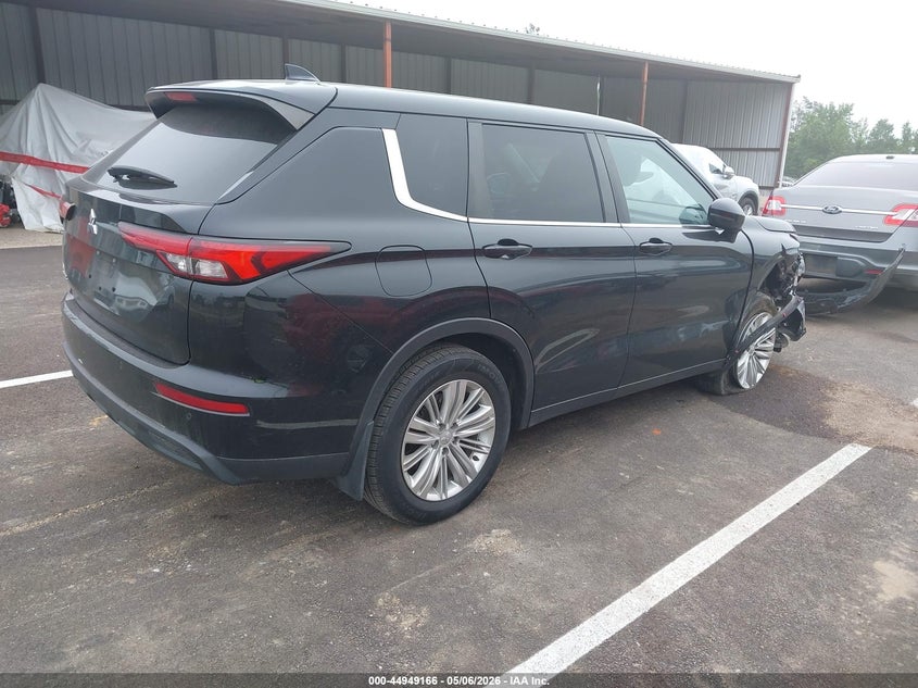 2022 MITSUBISHI OUTLANDER auction photo 4